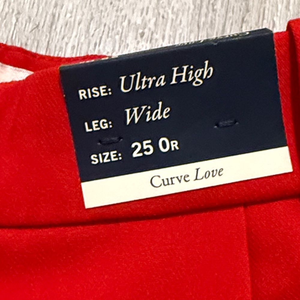 Abercrombie and Fitch Pants - Picture 3 of 12